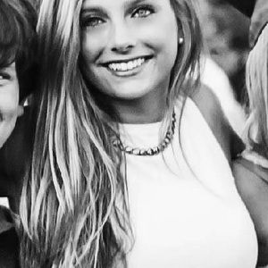 Meet your Posher, Daniele